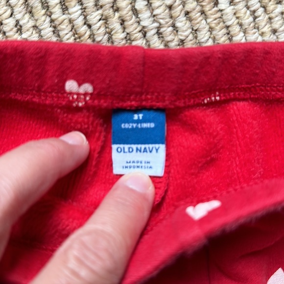 2 - Old Navy toddler girls heart leggings - red and black 3T - one cozy lined - Picture 5 of 5